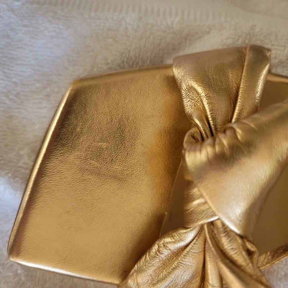 Stuart Weitzman knot metallic sandals - Picture 7 of 10